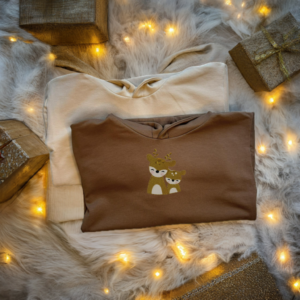 bluza z haftem sarenki