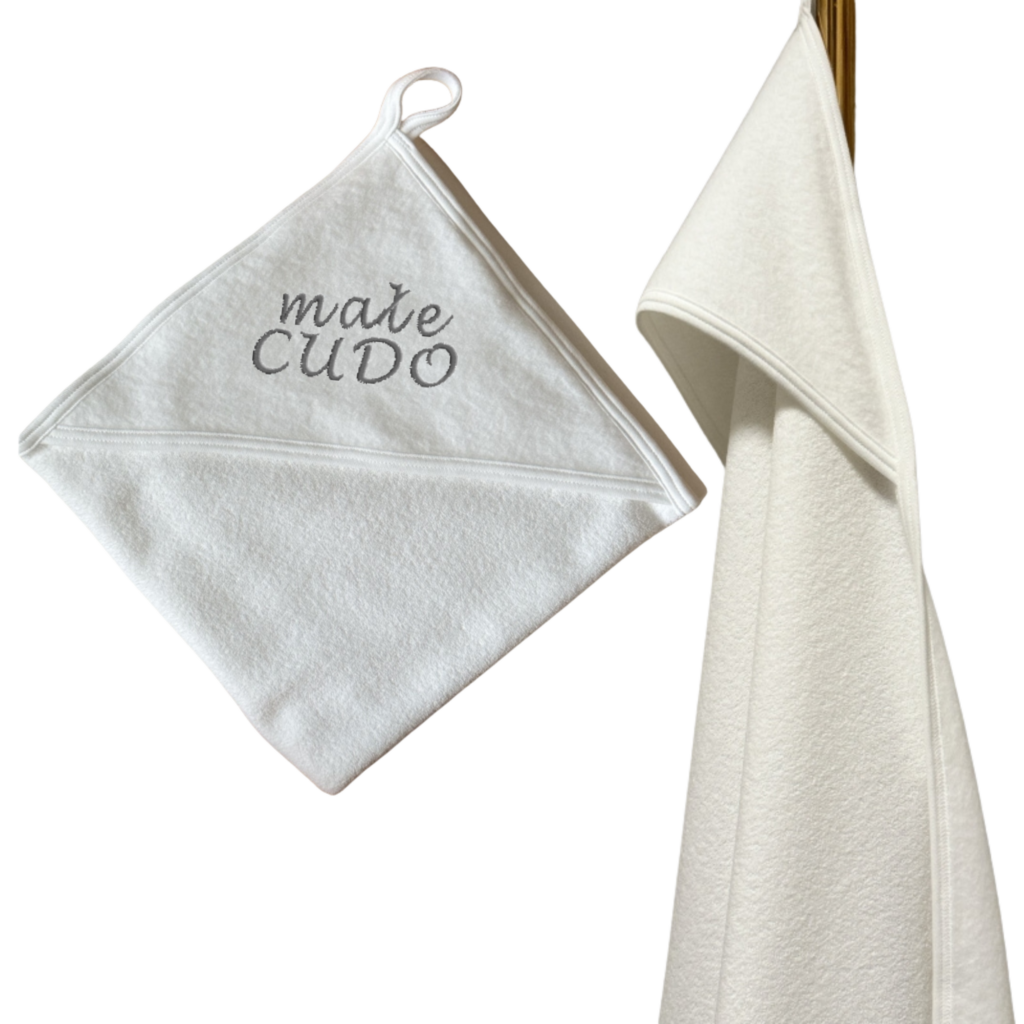 ręcznik kąpielowy z kapturem