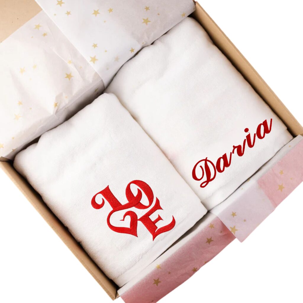 prezent na walentynki - zestaw ręczników z haftem