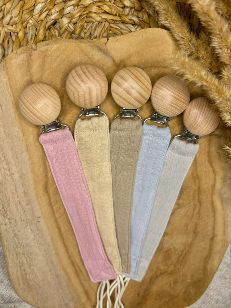 muślinowe zawieszki do smoczka