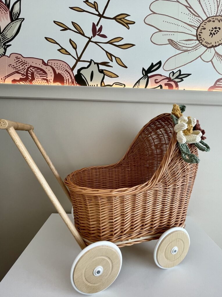 wózek dla lalek, wózeczki dla lalek, wózki dla lalek, wózek dla lalek dla 2 latki, spacerówka dla lalek, pierwszy wózek dla lalek, wózek drewniany dla lalki, wózek dla lalki na roczek, wózek głęboki dla lalek,