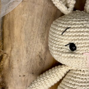 ręcznie wykonana maskotka z włóczki