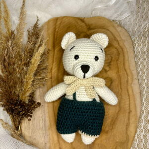 Ręcznie wykonana maskotka z ubrankiem