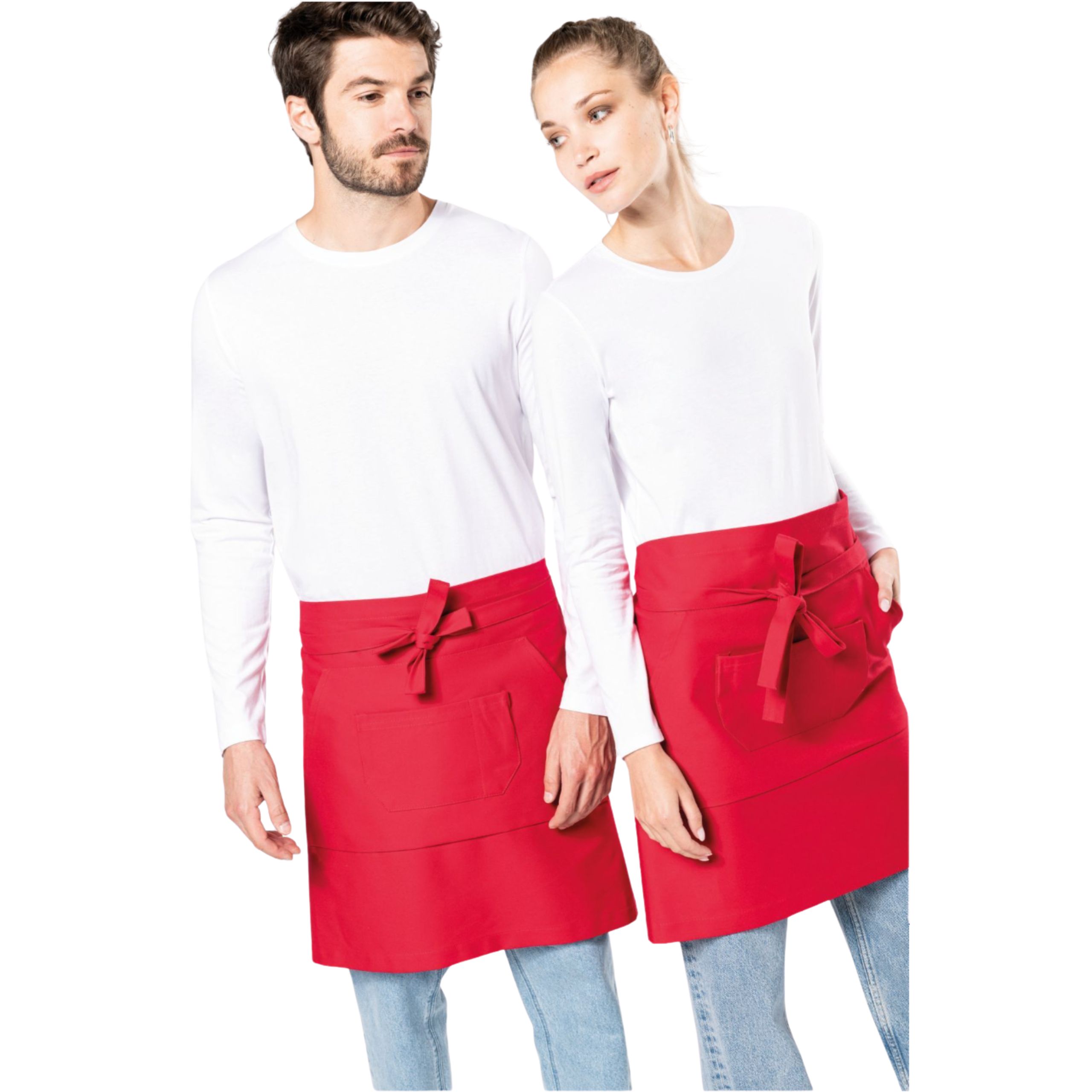 Para w białych koszulach i fartuchach