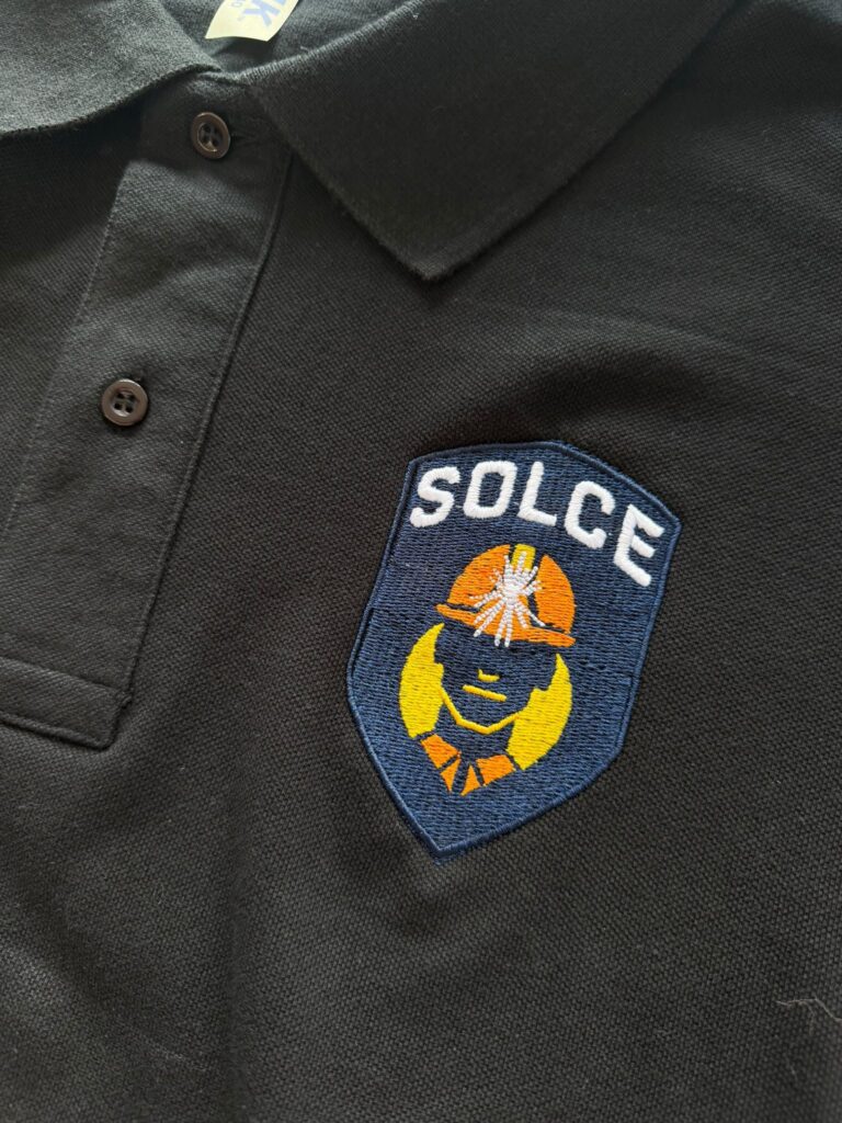 Koszulki polo z haftem logo