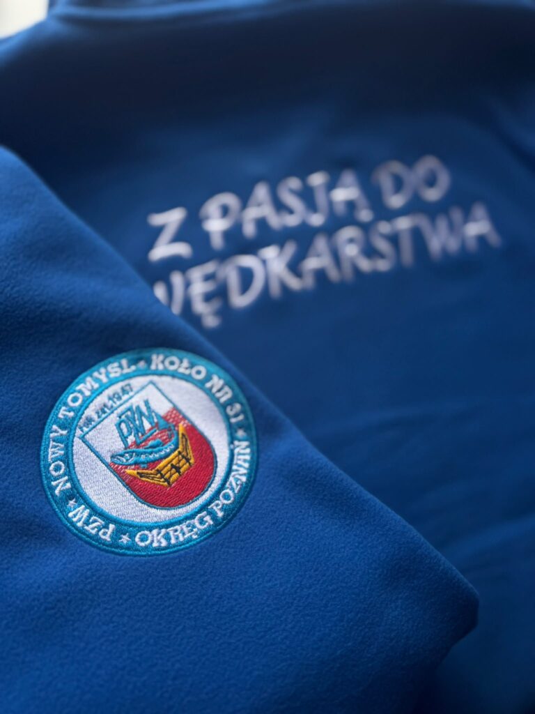 Polary z haftem logo