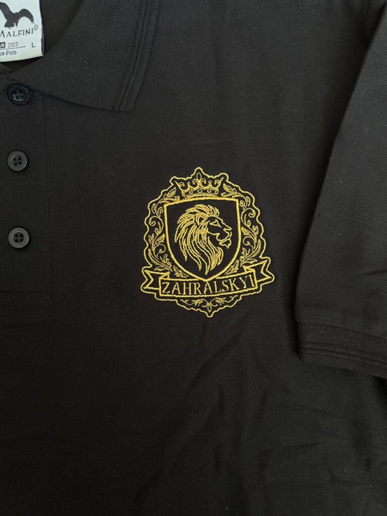 Koszulki polo z haftem logo